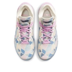 Nike LeBron 18 - Stabilité Améliorée lors des Pivots